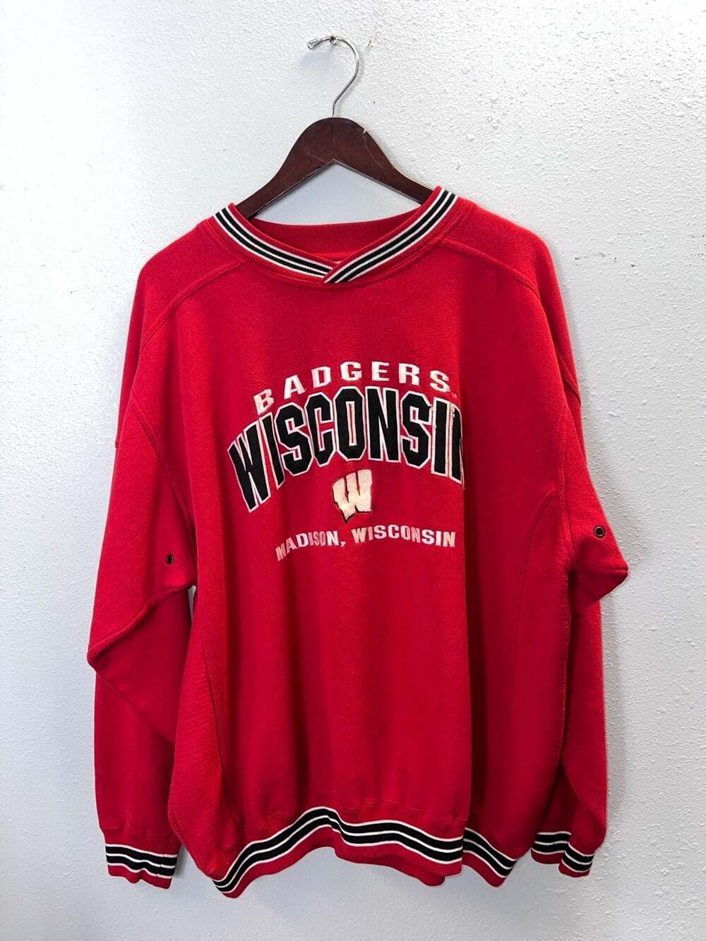 Vintage 90s Lee Sport Wisconsin Badgers Sweatshirt XL Red Big Ten Striped Trim